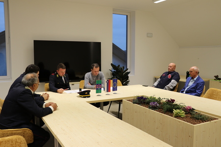 Podpis pogodbe za nakup novega gasilskega vozila PGD Dolenci